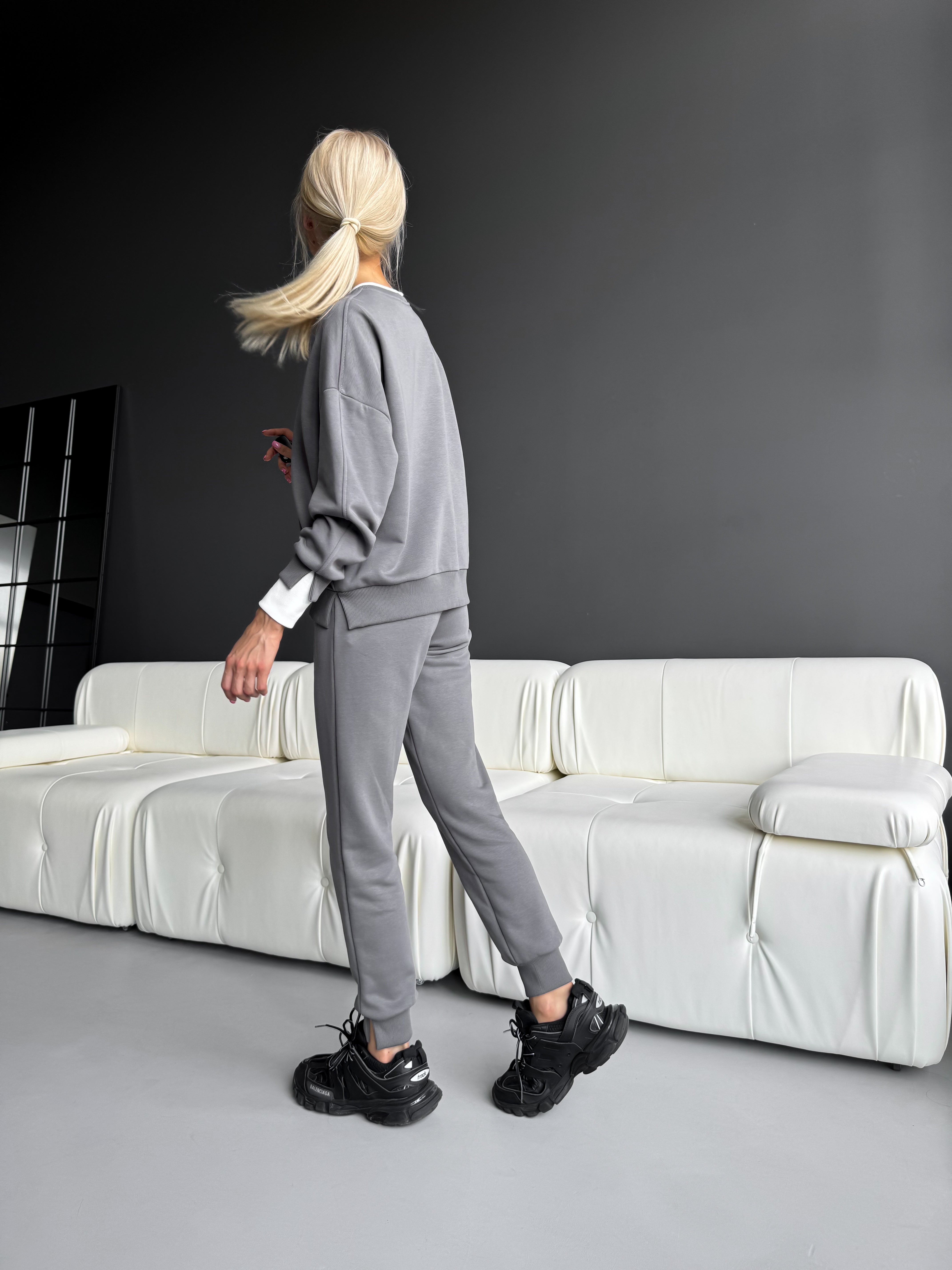 MAGIC GREY/MAGIC WHITE DŽEMPERIS