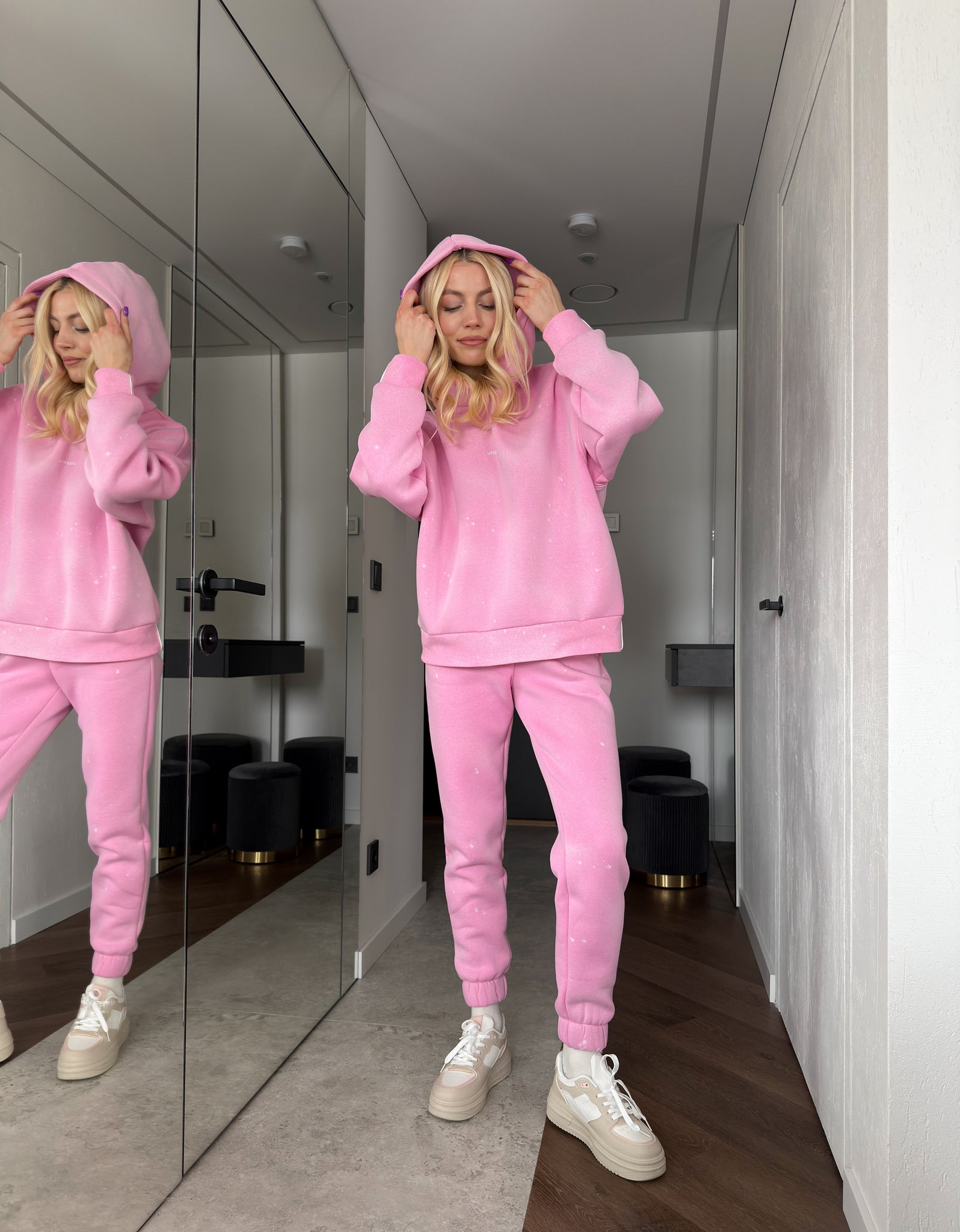 PINKY CLOUDS LOUNGE SET (HOODIE) KOSTIUMĖLIS