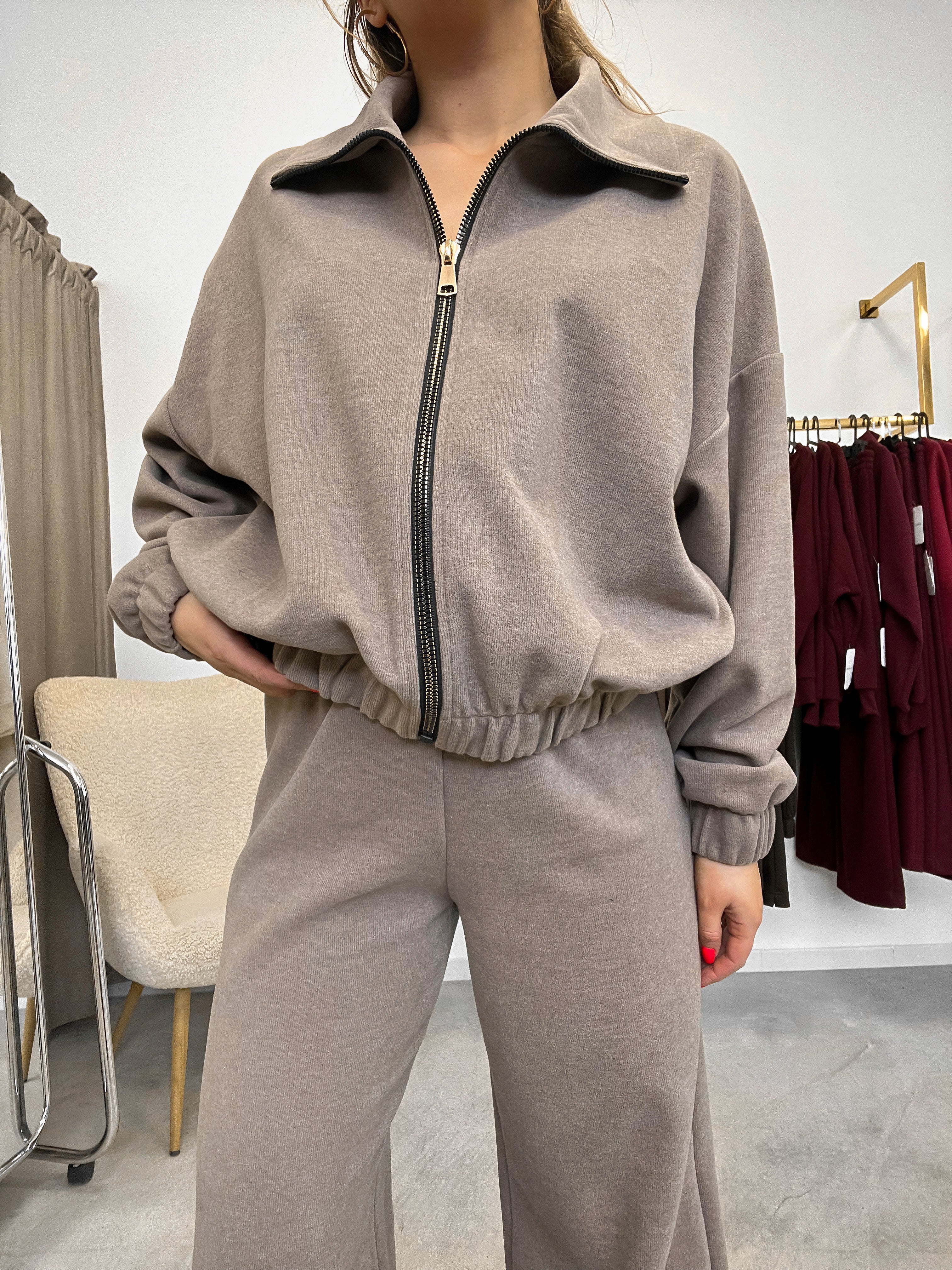 LATTE ZIP kostiumėlis