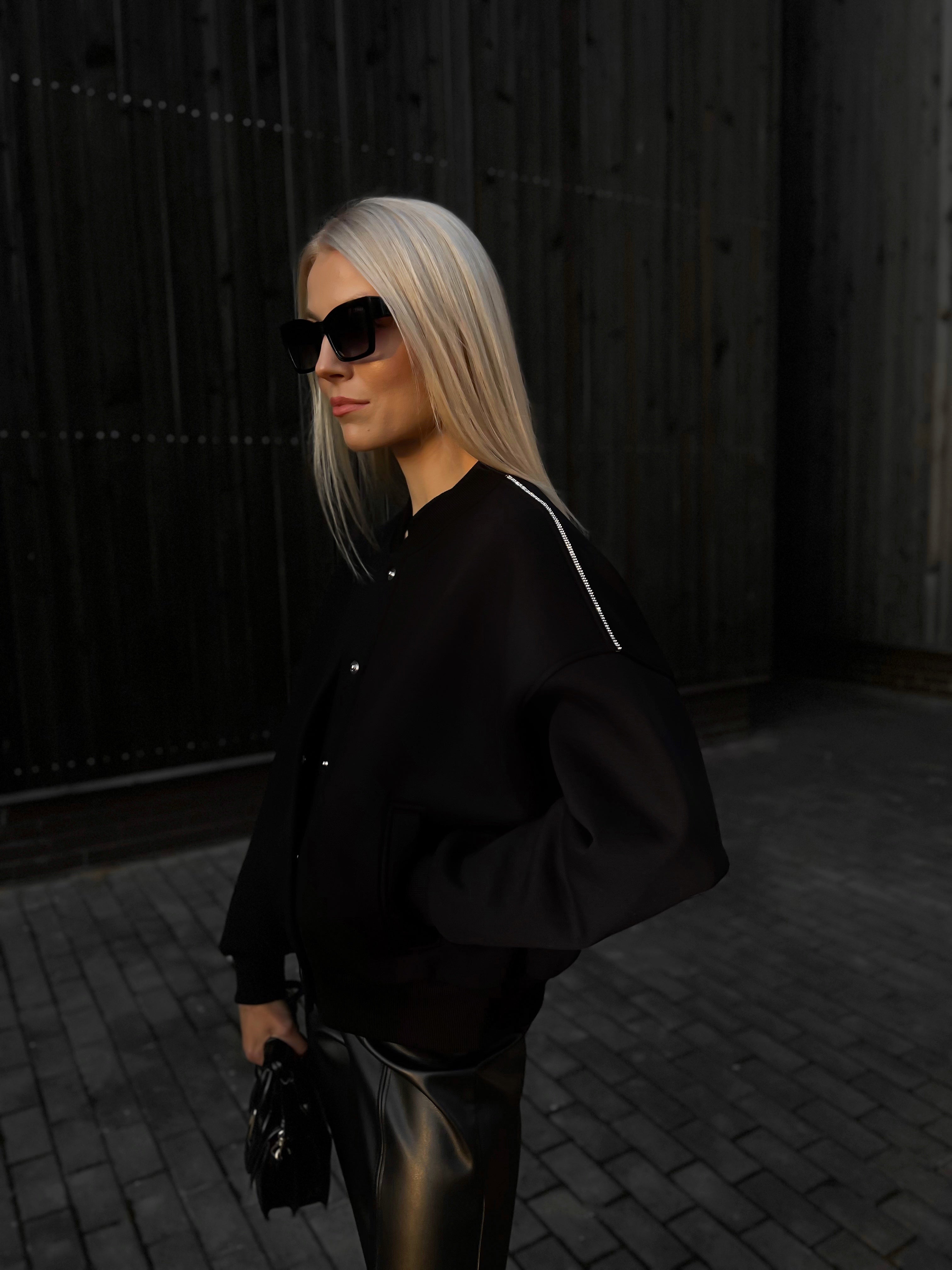 BLACK BLISS bomberis