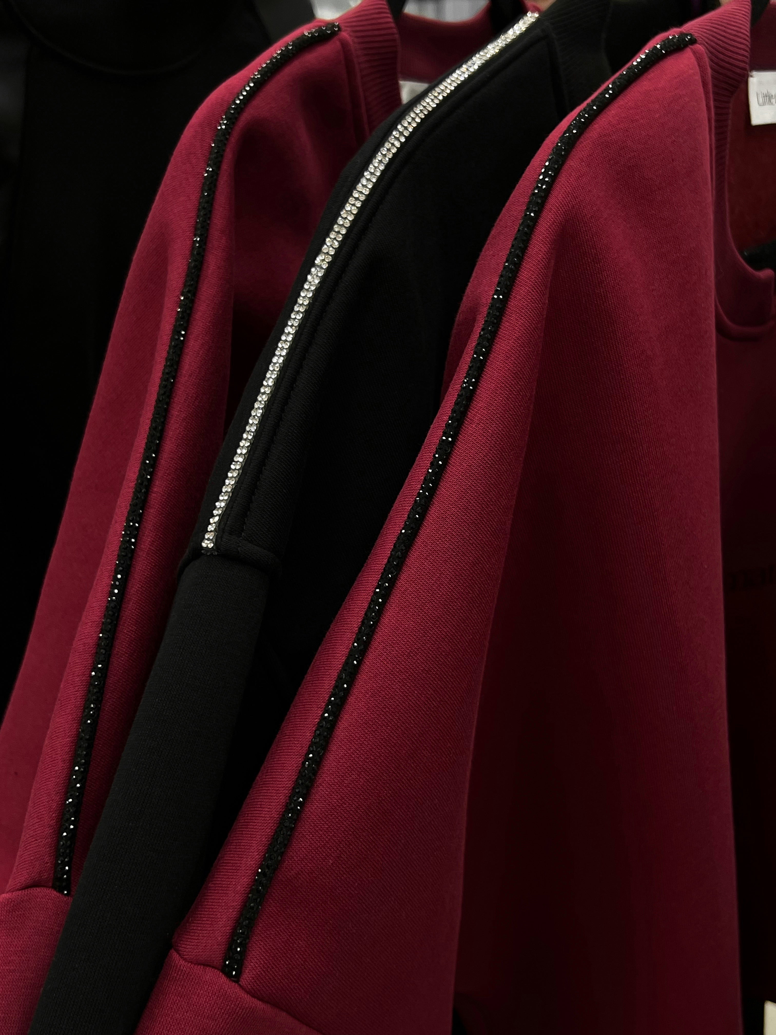 BURGUNDY BLISS džemperis