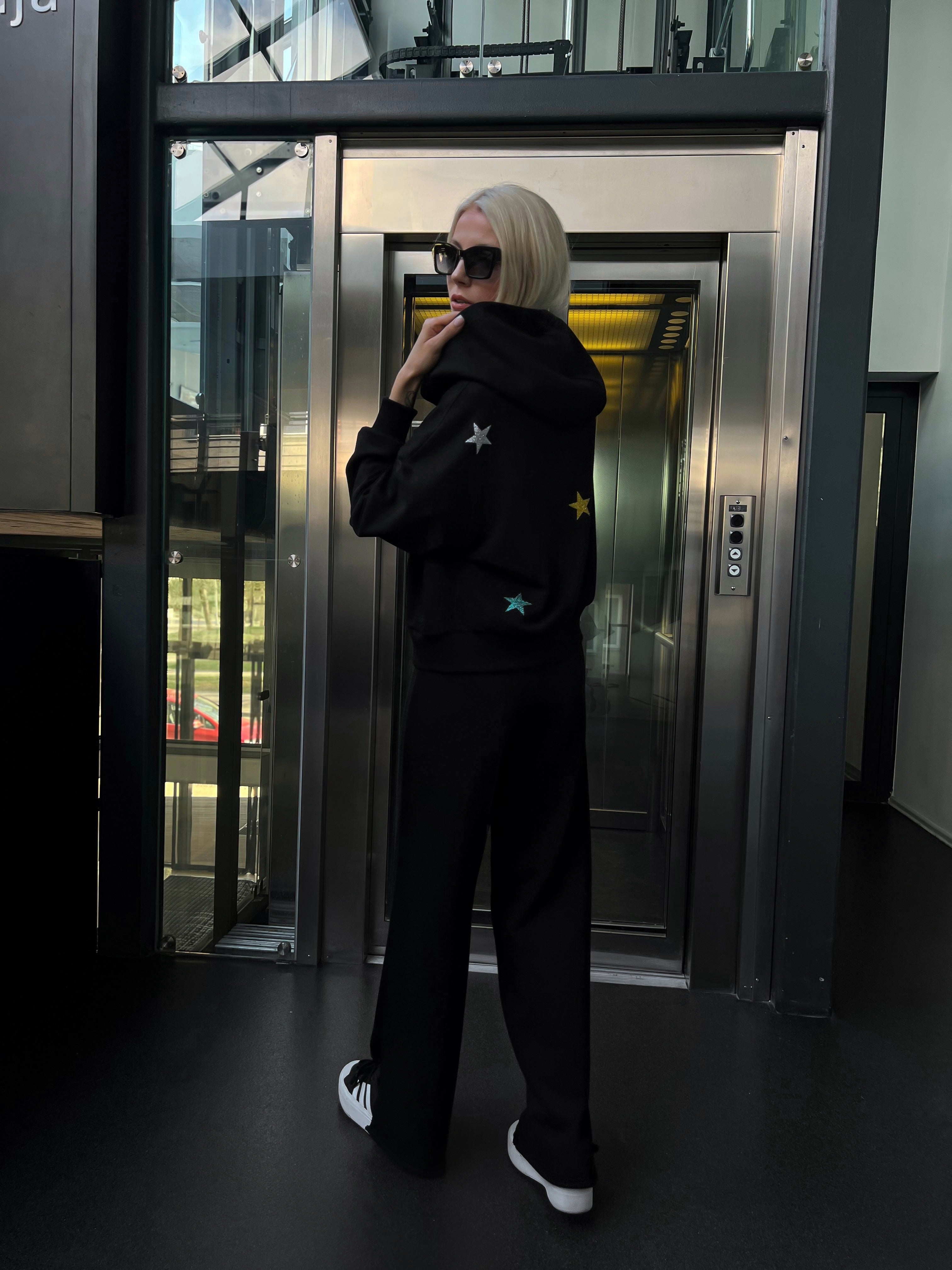 LITTLE MATCH FAMOUS DŽEMPERIS