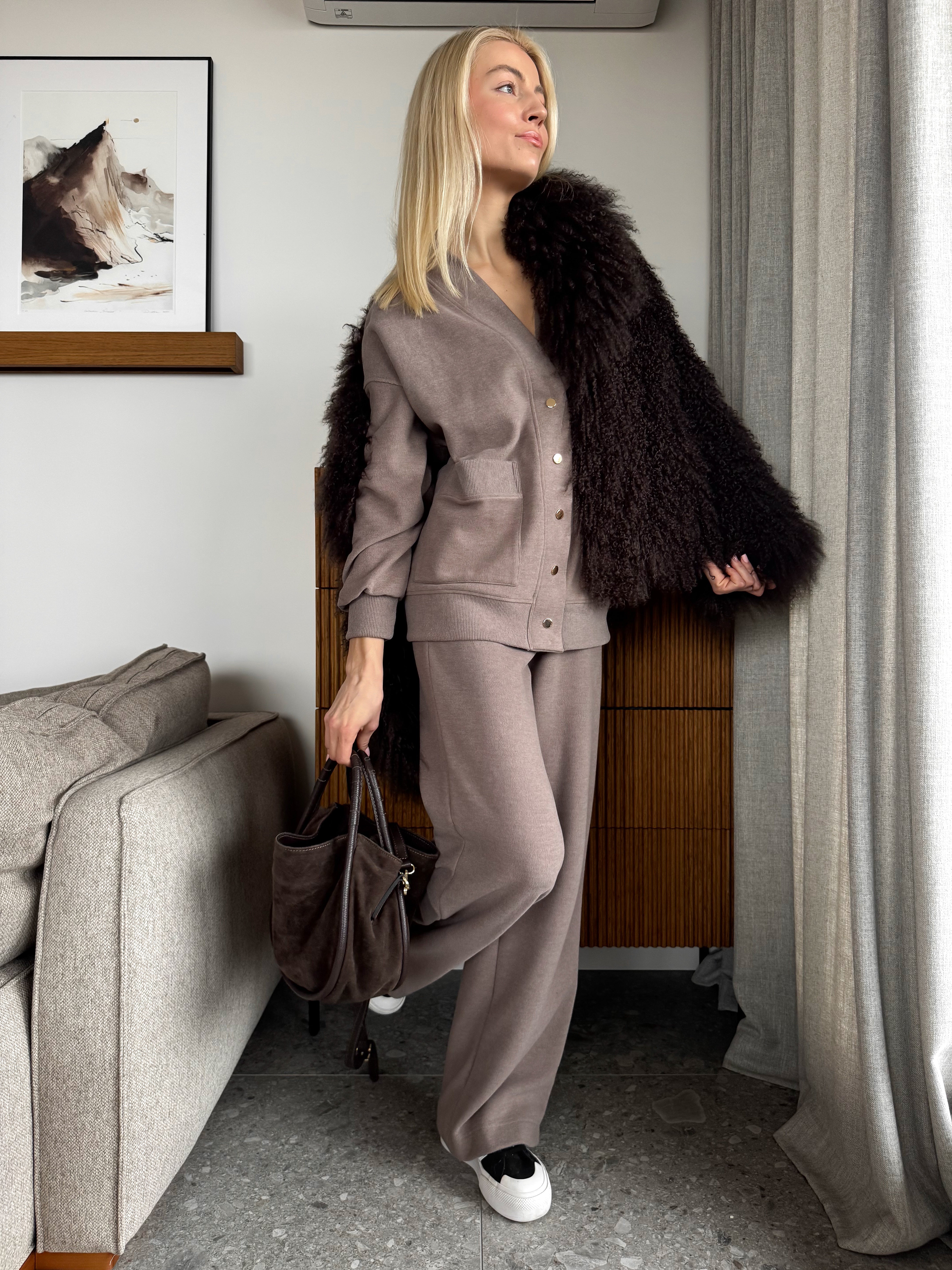 LATTE COZINESS laisvalaikio kostiumėlis