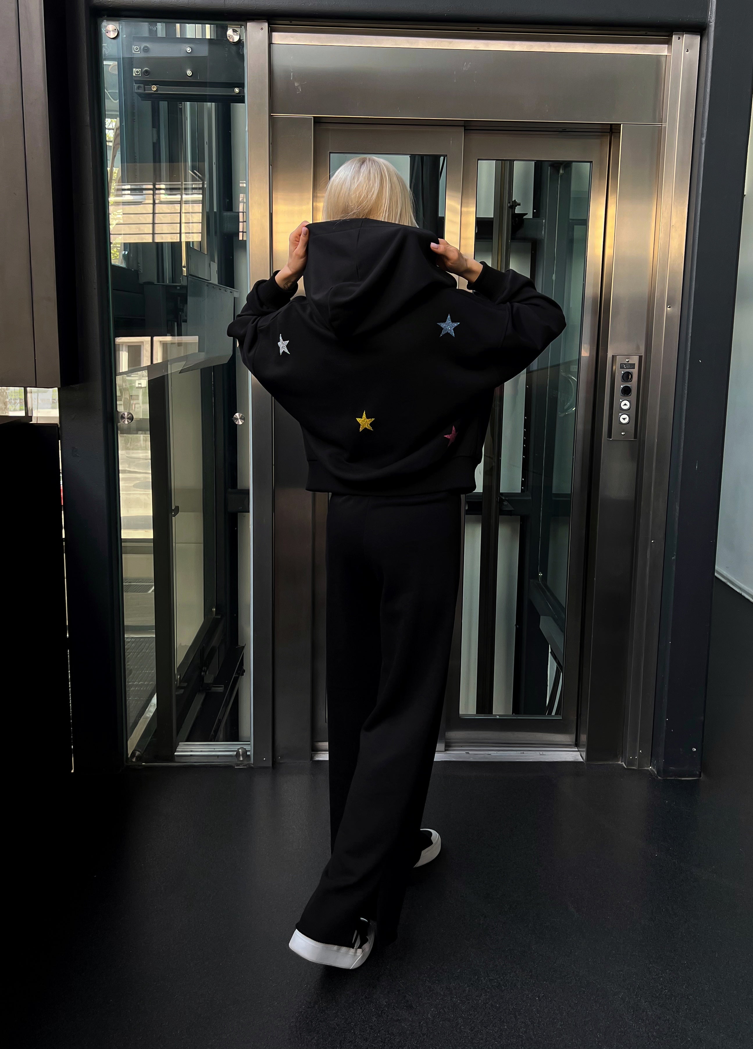 LITTLE MATCH FAMOUS DŽEMPERIS